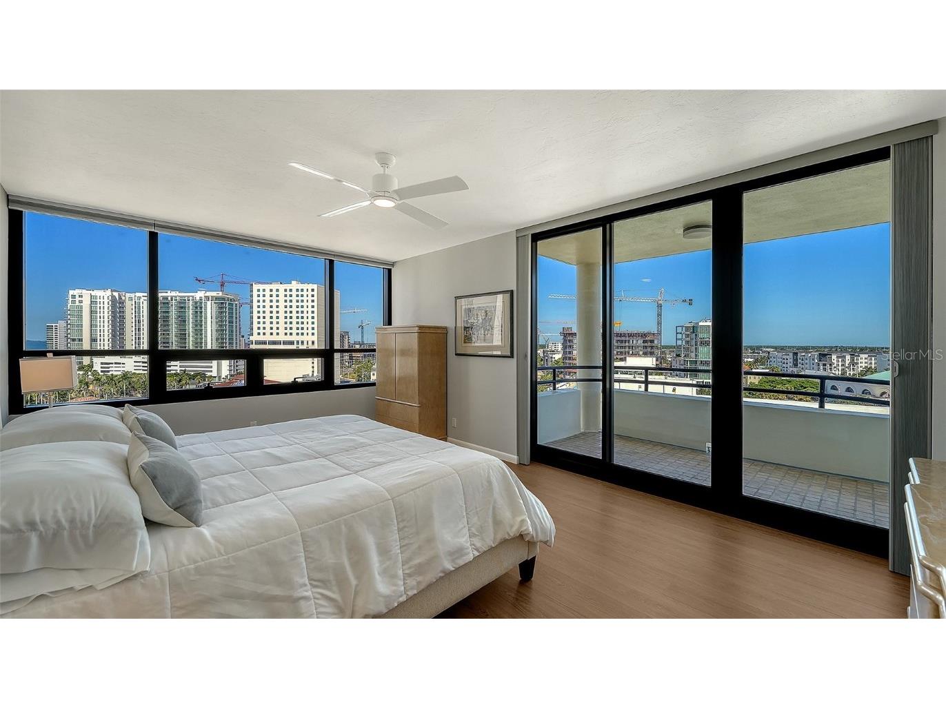 1255 N Gulfstream Avenue #1101 Sarasota FL 34236 - SARASOTA BAY A4669892 image34