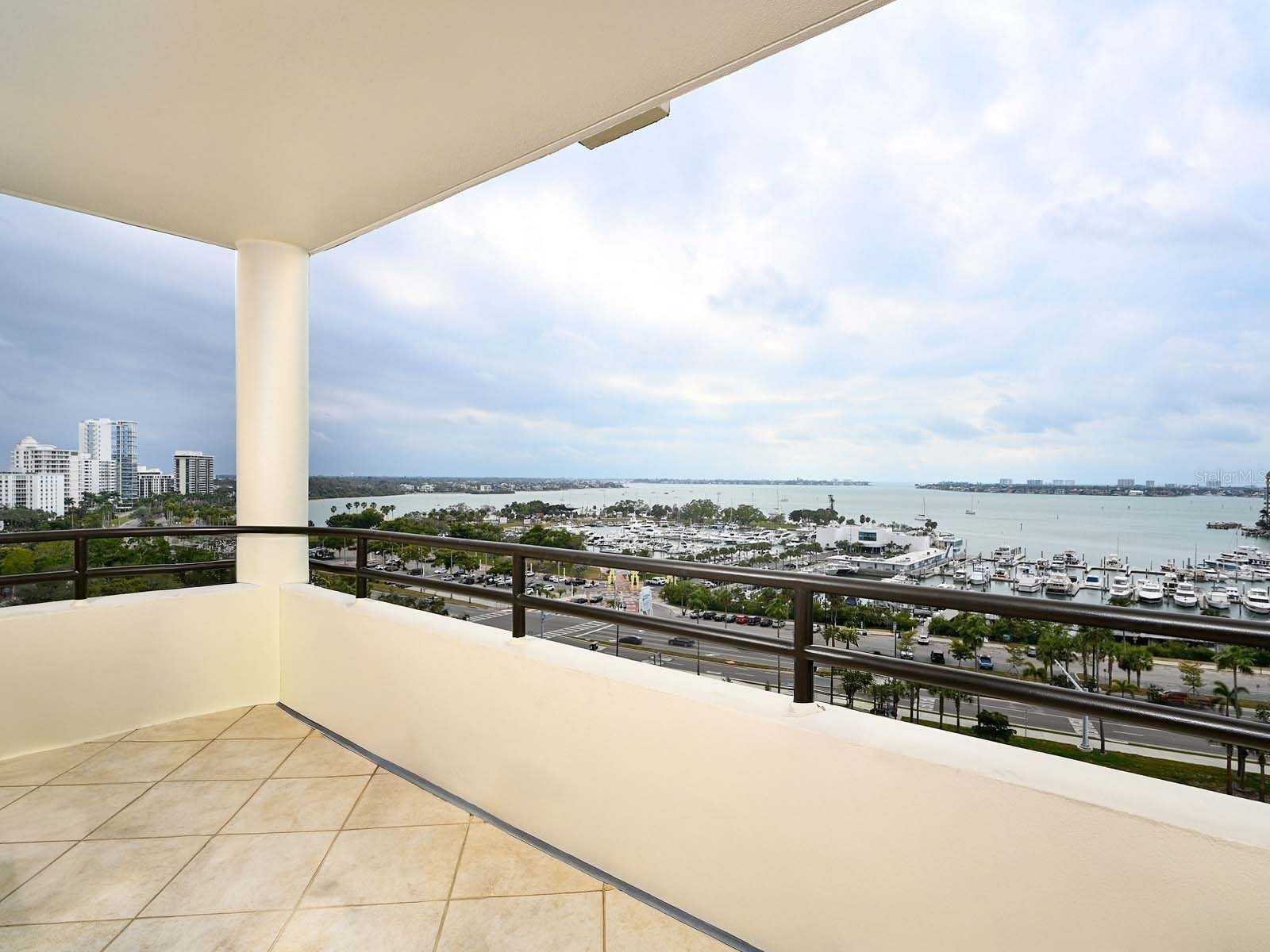 1255 N Gulfstream Avenue #1106 Sarasota FL 34236 - SARASOTA BAY A4680458 image5