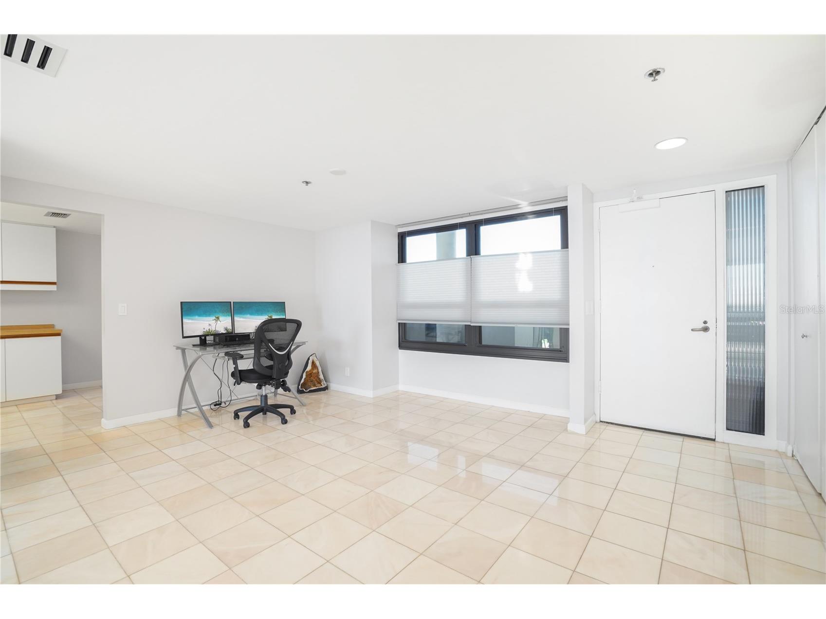 1255 N Gulfstream Avenue #1407 Sarasota FL 34236 A4677443 image13