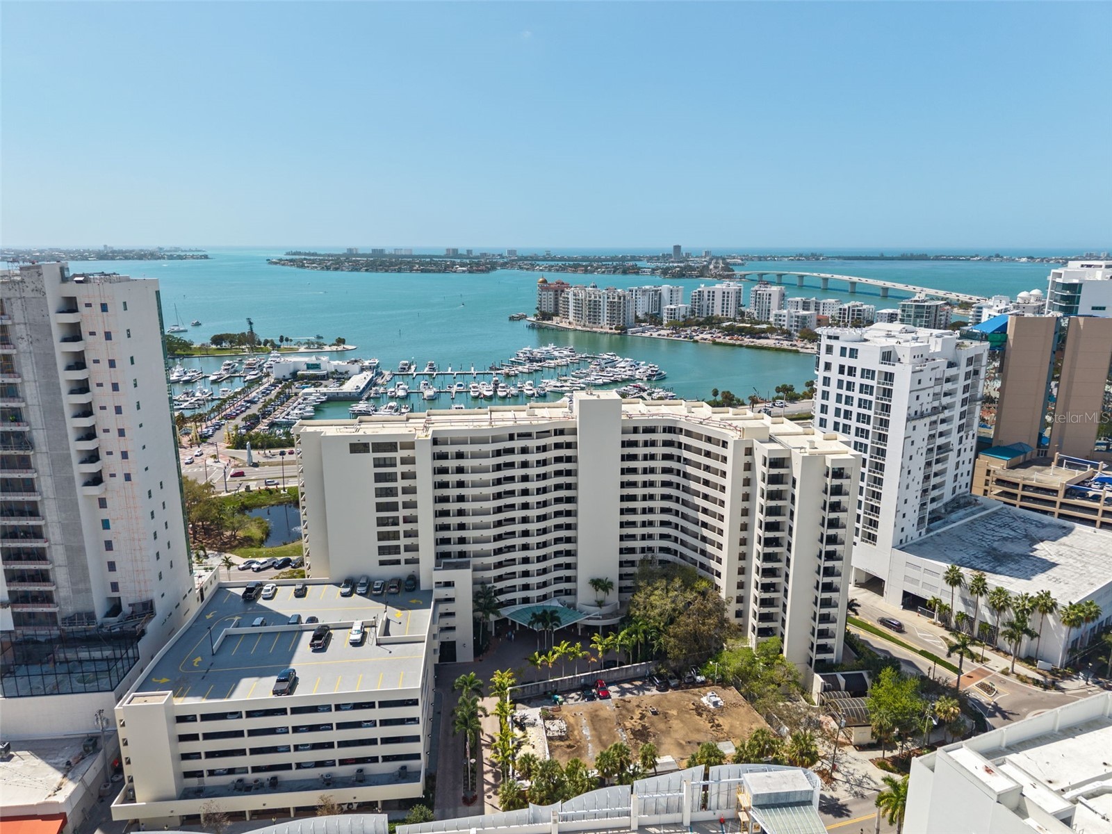 1255 N Gulfstream Avenue #1501 Sarasota FL 34236 A4687326 image1