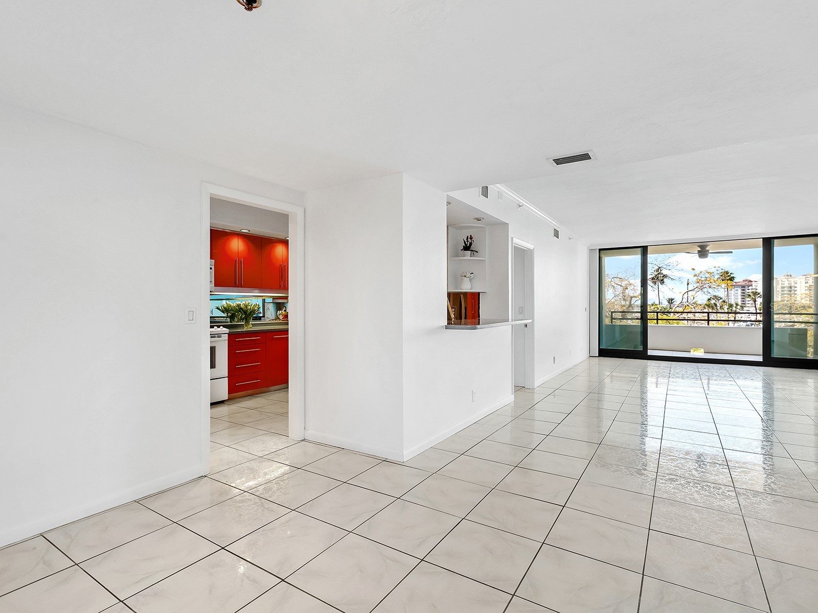 1255 N Gulfstream Avenue #205 Sarasota FL 34236 A4688123 image13