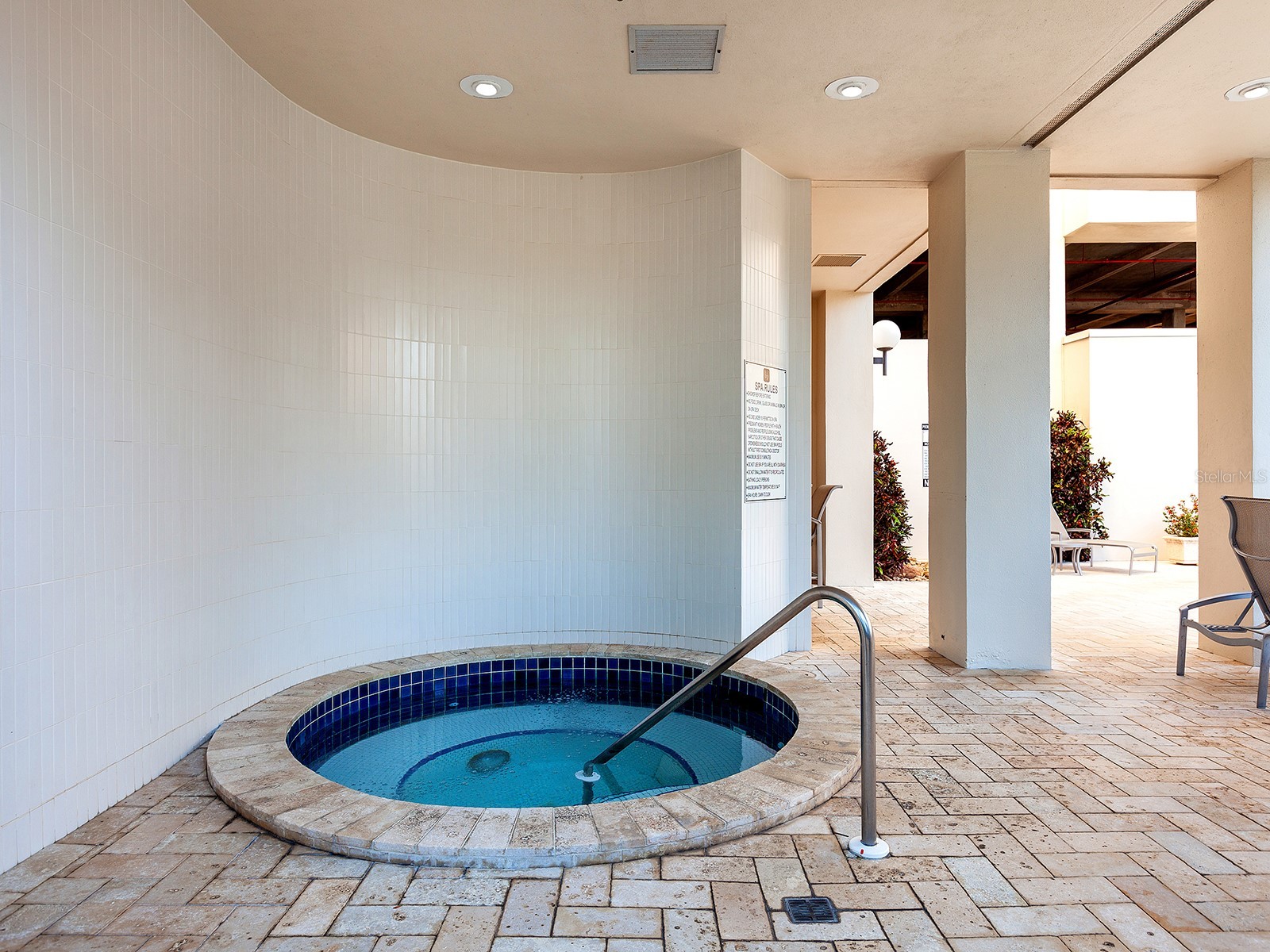 1255 N Gulfstream Avenue #205 Sarasota FL 34236 A4688123 image36