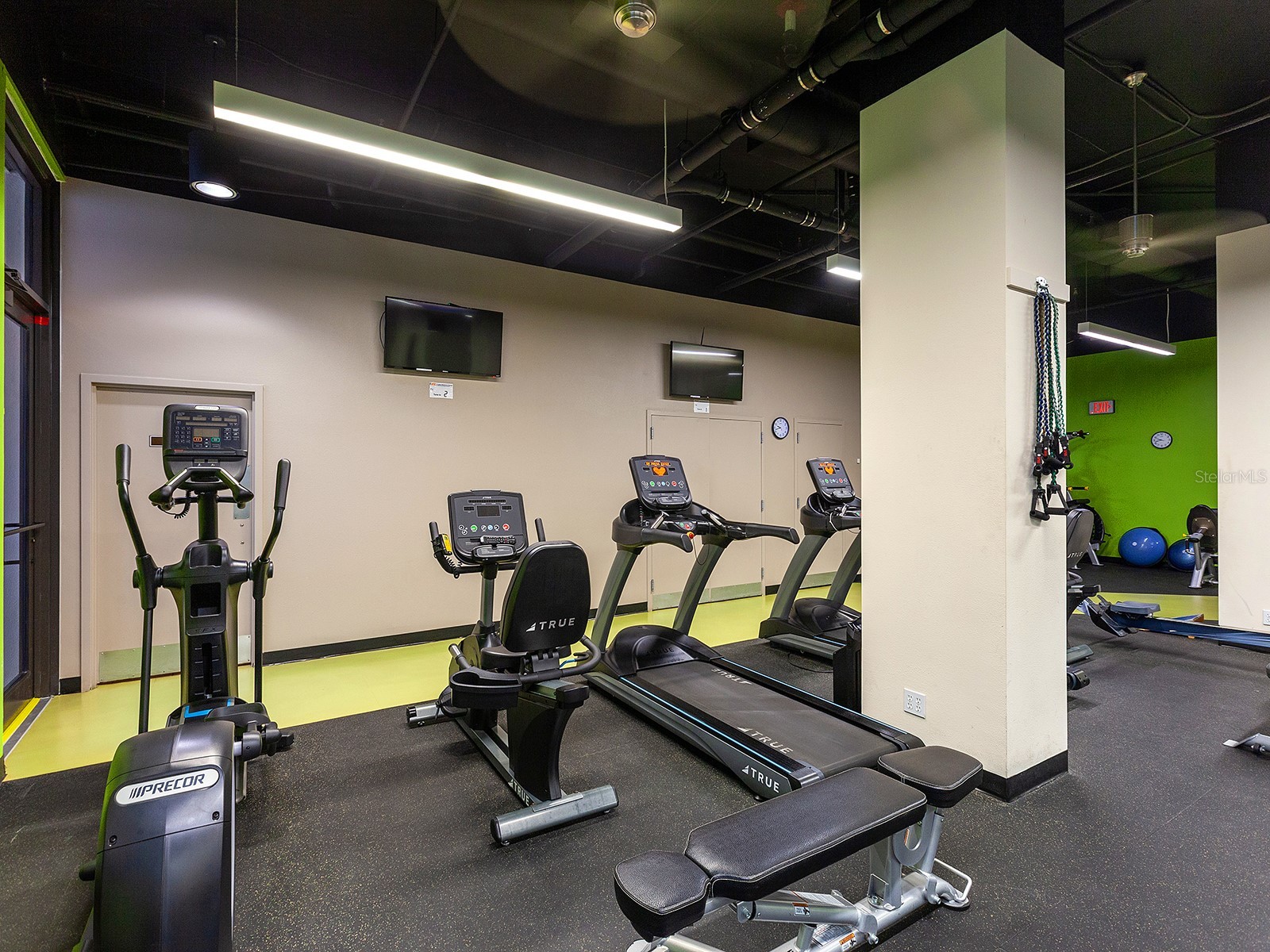 1255 N Gulfstream Avenue #205 Sarasota FL 34236 A4688123 image38
