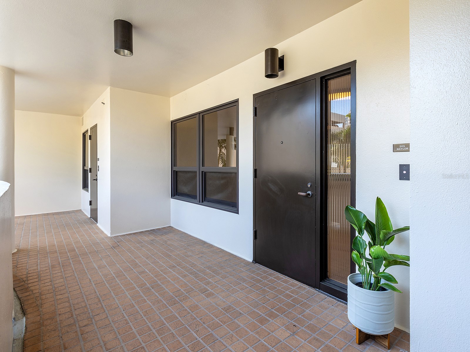 1255 N Gulfstream Avenue #205 Sarasota FL 34236 A4688123 image4