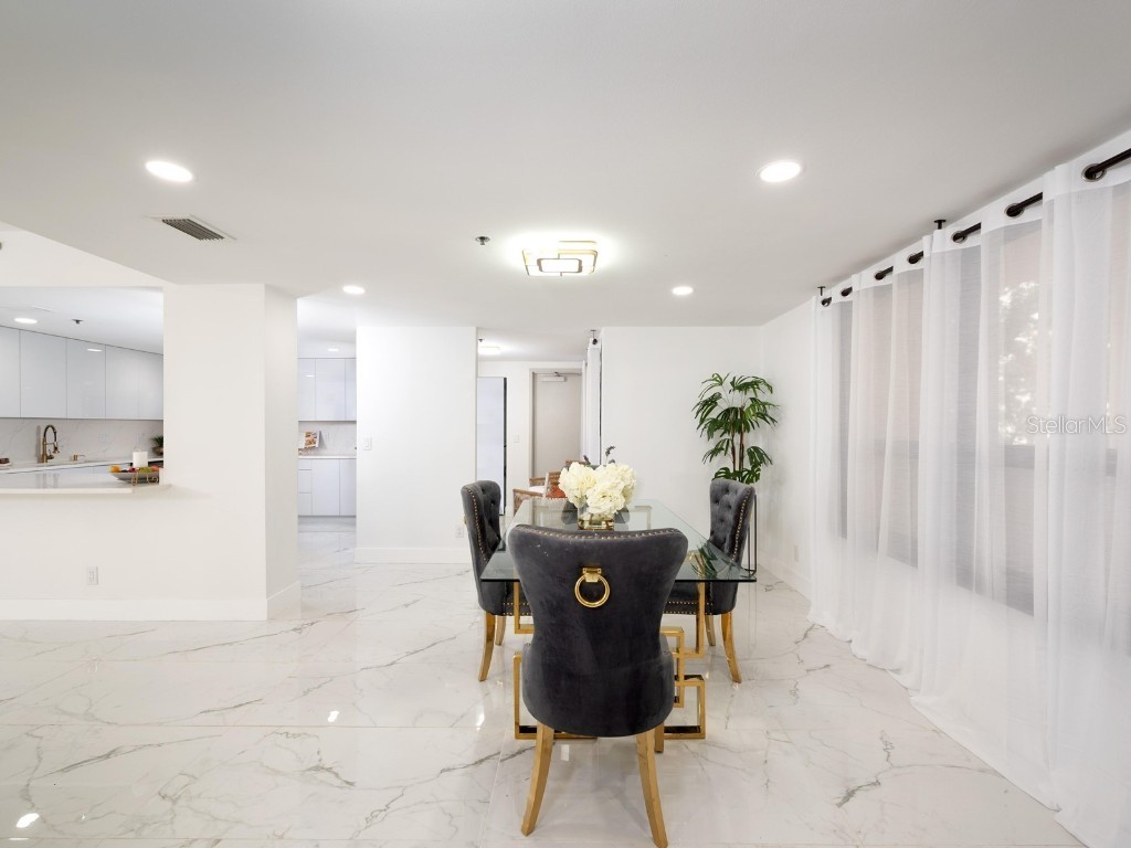 1255 N Gulfstream Avenue #402 Sarasota FL 34236 - SARASOTA BAY A4657037 image12