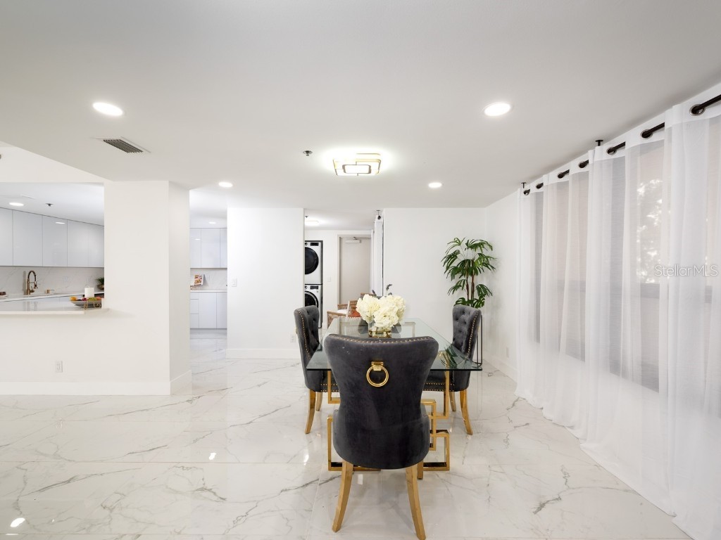 1255 N Gulfstream Avenue #402 Sarasota FL 34236 - SARASOTA BAY A4657037 image13