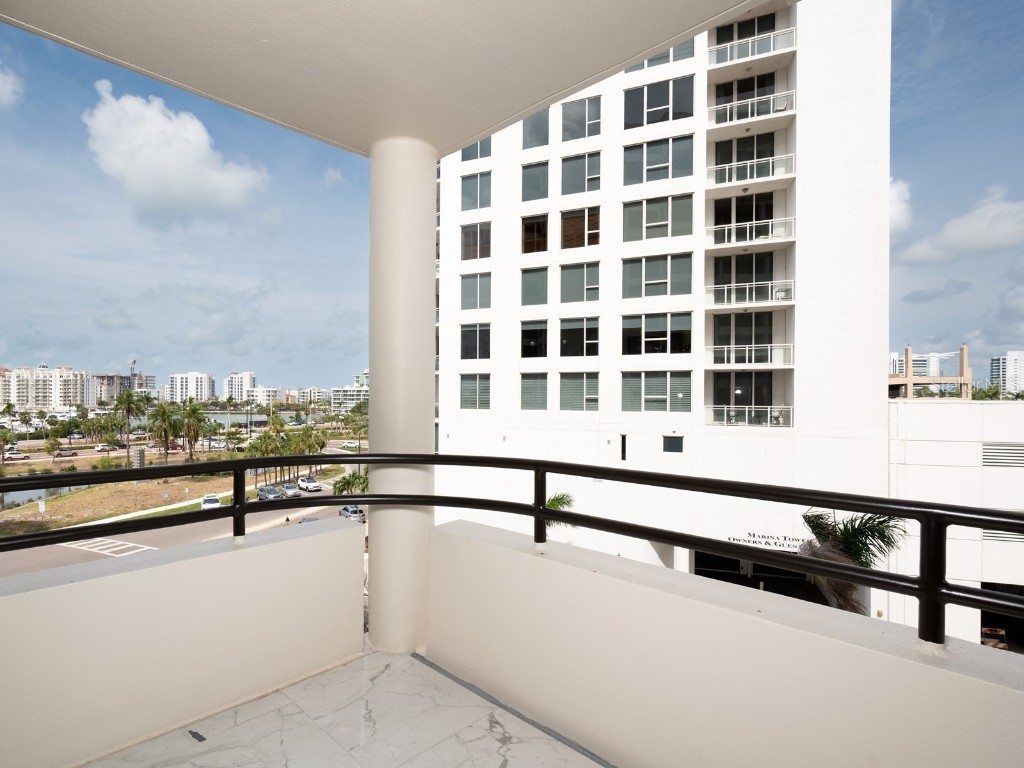 1255 N Gulfstream Avenue #402 Sarasota FL 34236 - SARASOTA BAY A4657037 image22