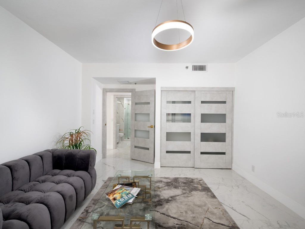 1255 N Gulfstream Avenue #402 Sarasota FL 34236 - SARASOTA BAY A4657037 image24