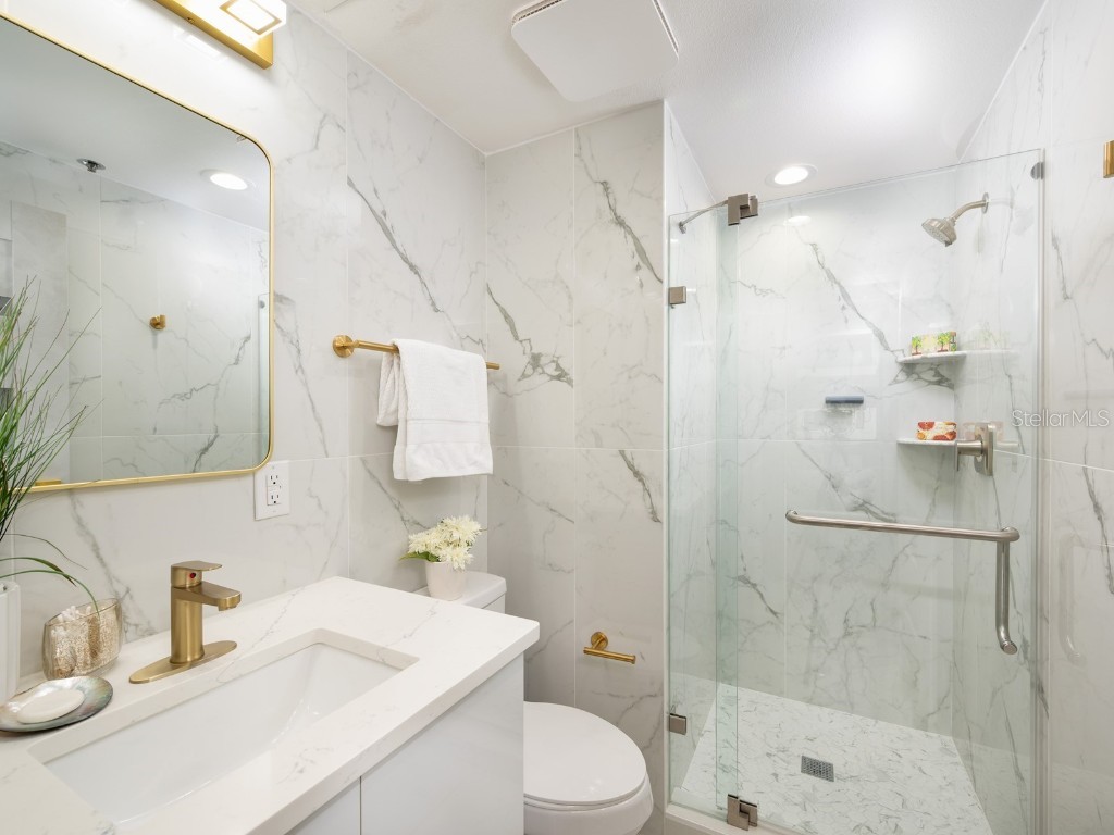 1255 N Gulfstream Avenue #402 Sarasota FL 34236 - SARASOTA BAY A4657037 image25