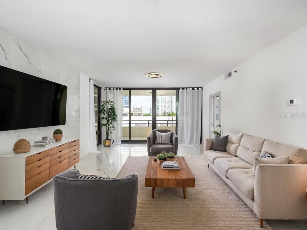 1255 N Gulfstream Avenue #402 Sarasota FL 34236 - SARASOTA BAY A4657037 image7