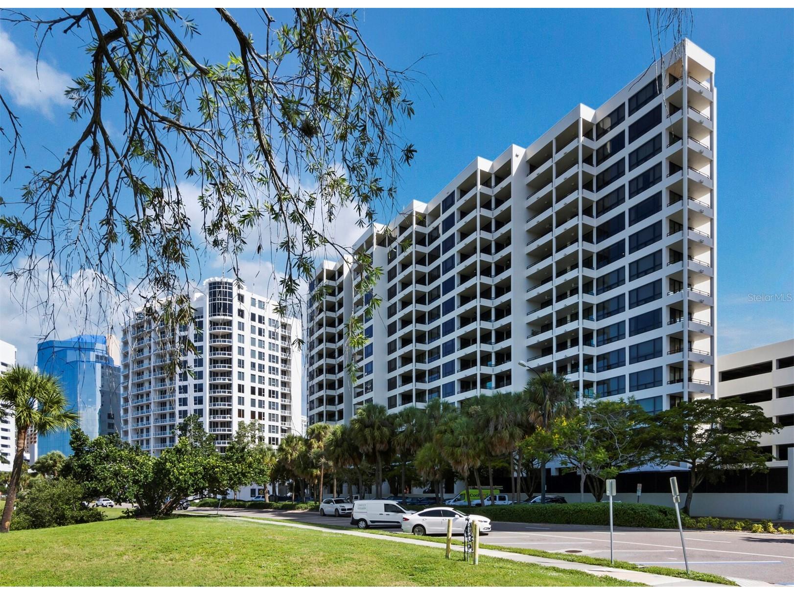 1255 N Gulfstream Avenue #408 Sarasota FL 34236 A4670428 image2