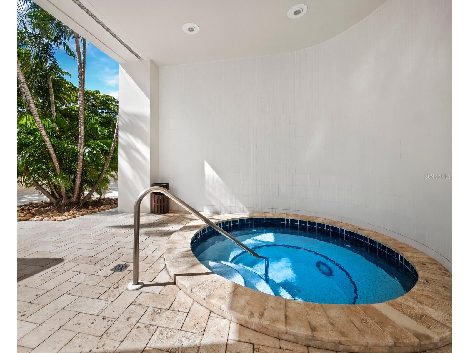 1255 N Gulfstream Avenue #408 Sarasota FL 34236 A4670428 image33