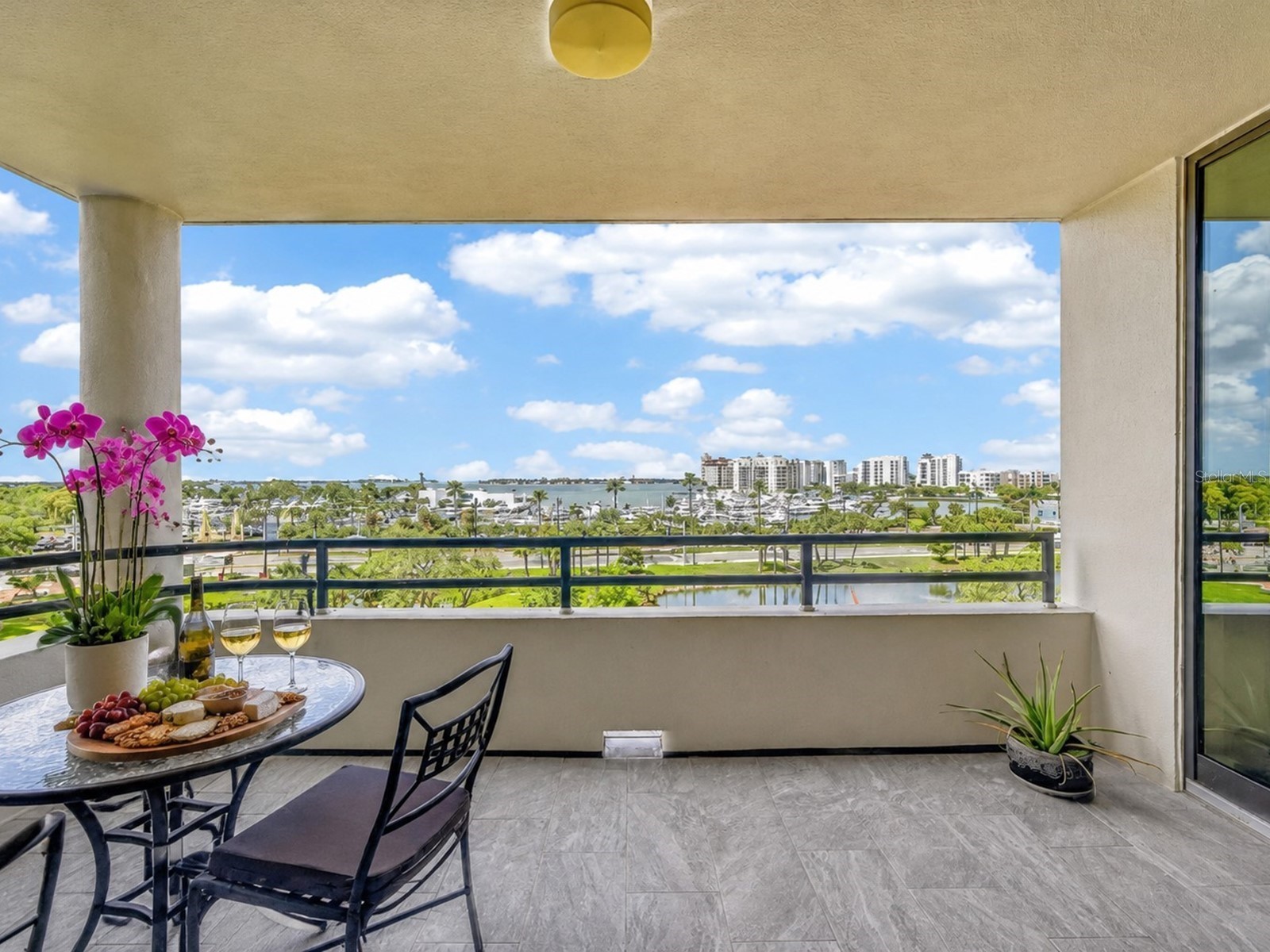 1255 N Gulfstream Avenue #507 Sarasota FL 34236 A4693623 image8