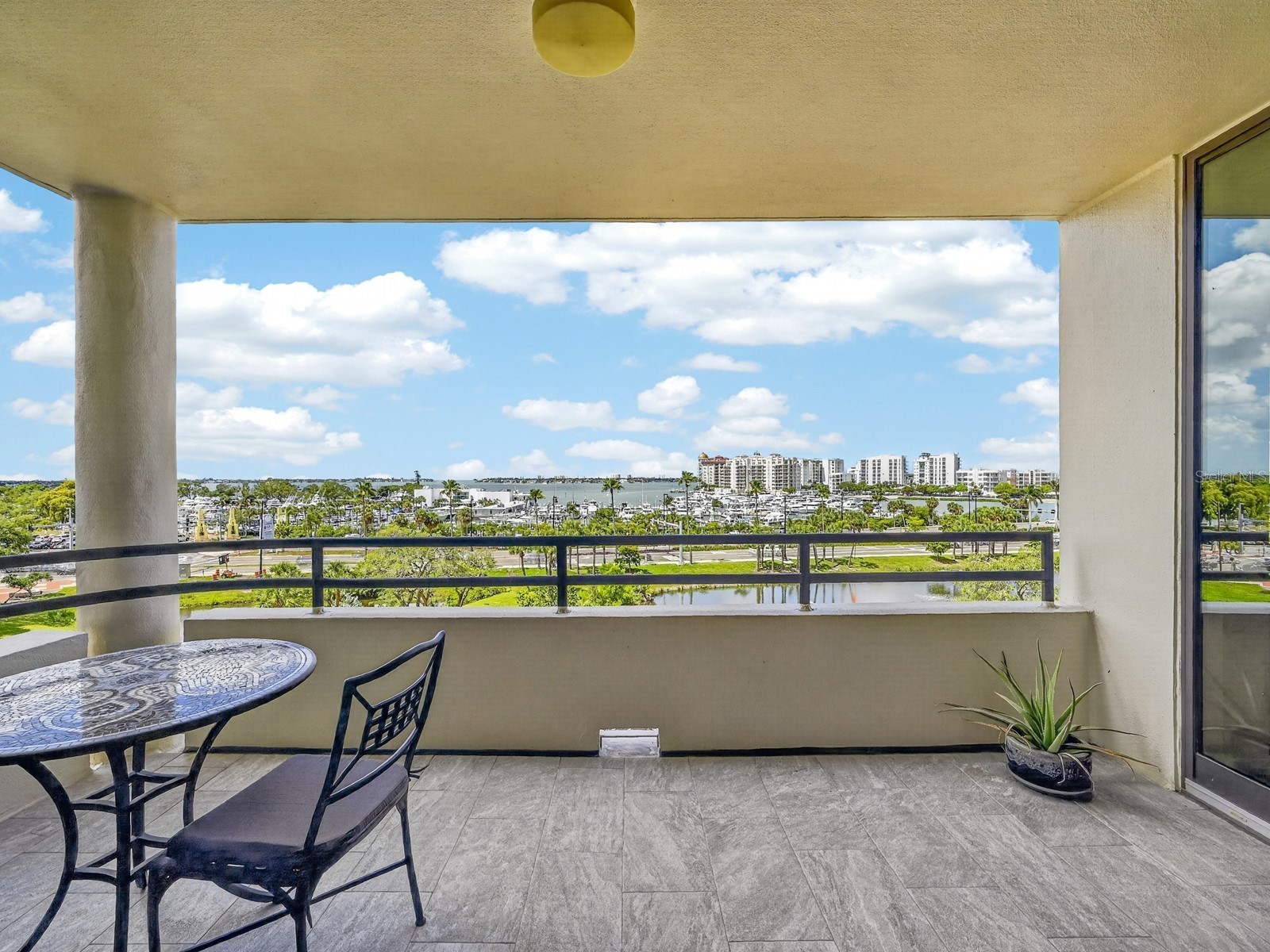 1255 N Gulfstream Avenue #507 Sarasota FL 34236 A4693623 image9
