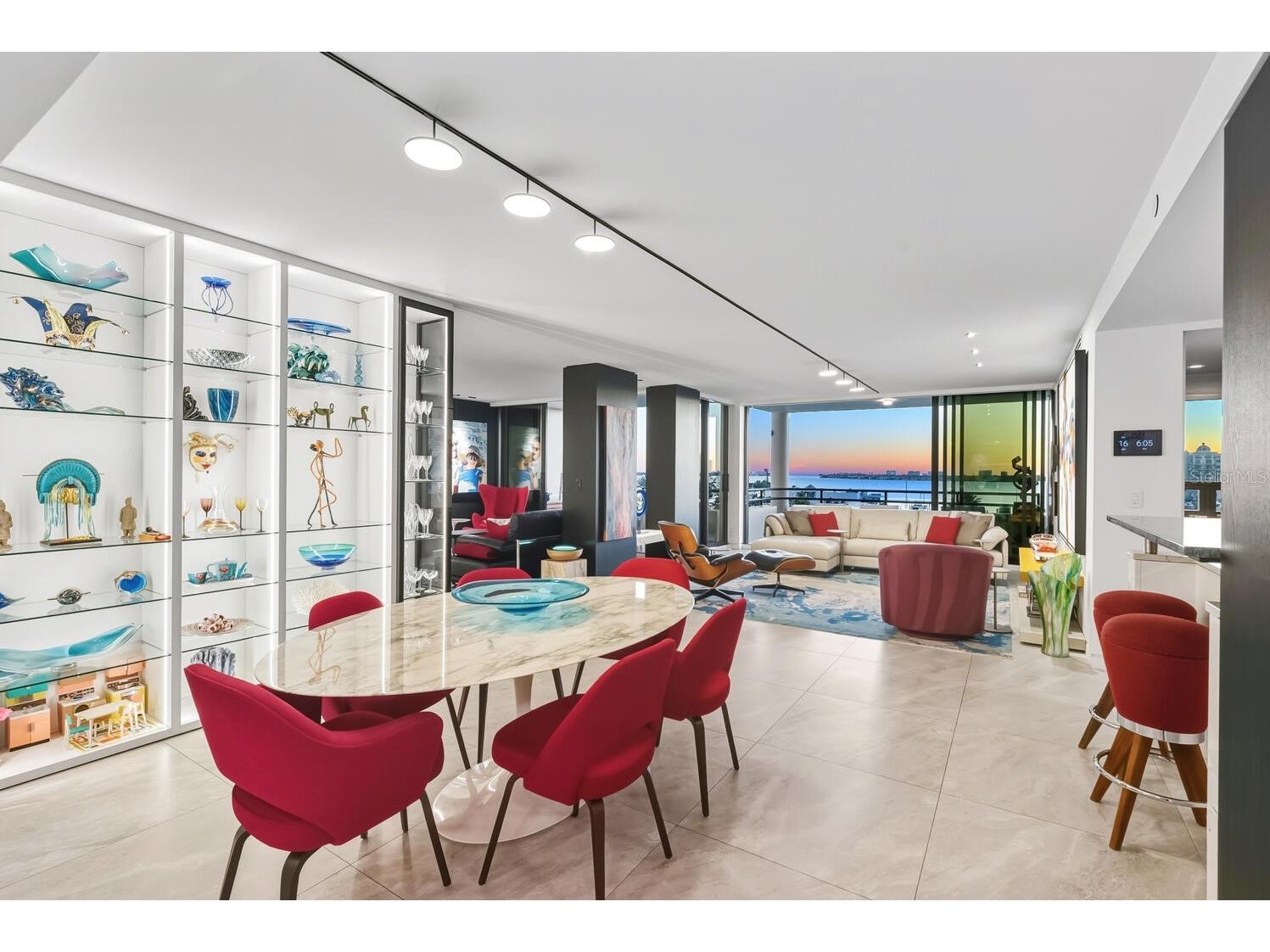 1255 N Gulfstream Avenue #607 Sarasota FL 34236 - SARASOTA BAY A4678553 image1