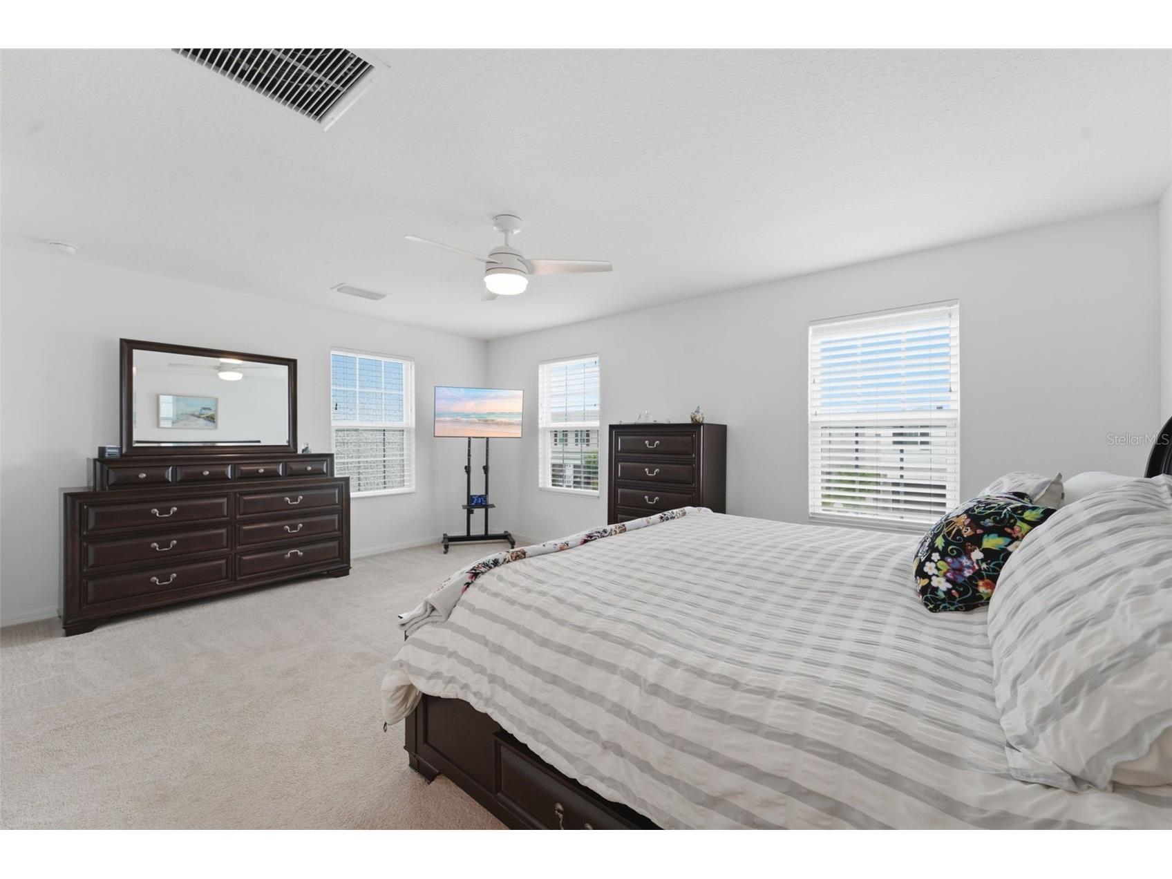 1255 Wispy Cypress Drive Kissimmee FL 34746 V4948931 image14