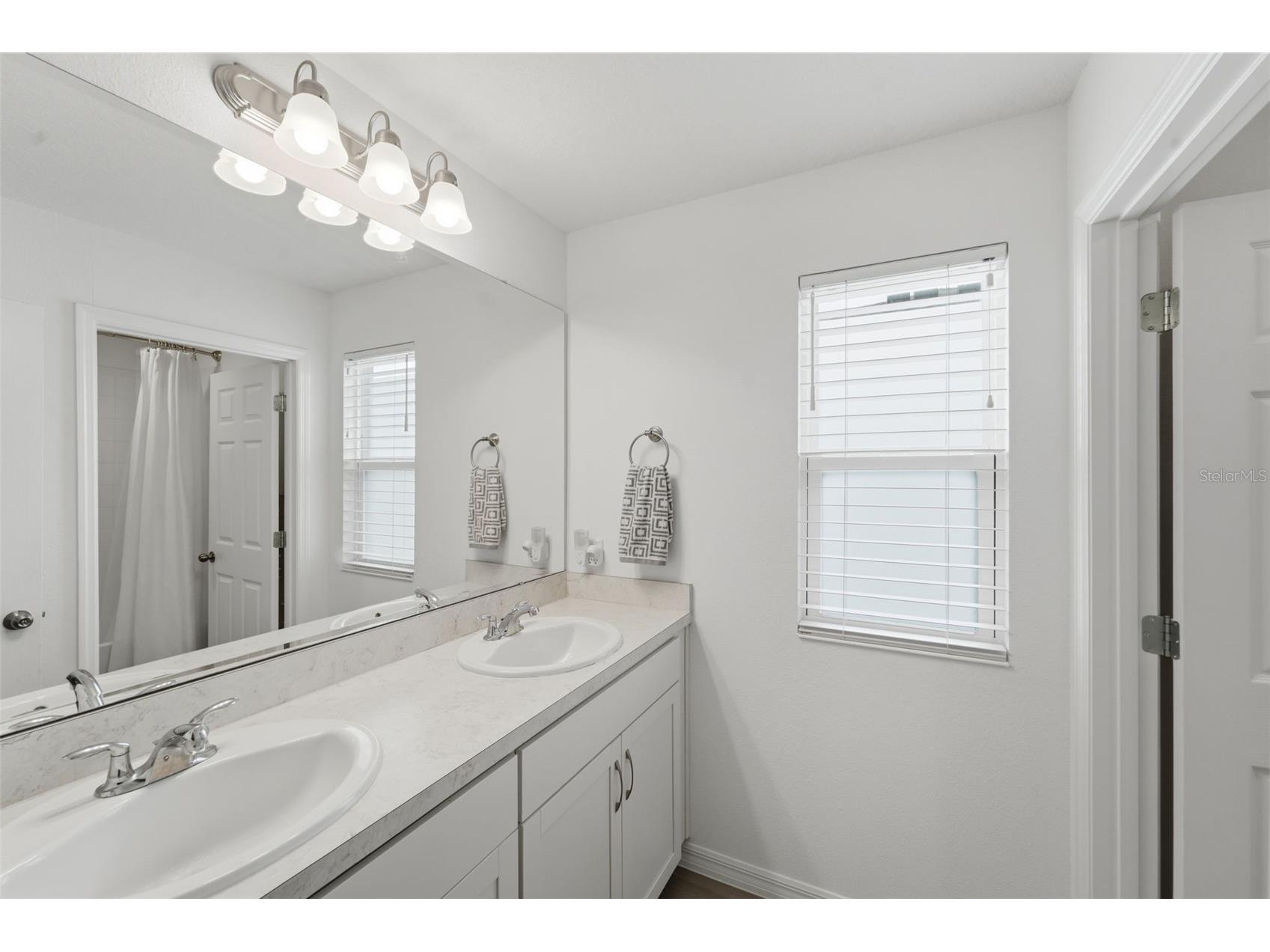 1255 Wispy Cypress Drive Kissimmee FL 34746 V4948931 image21