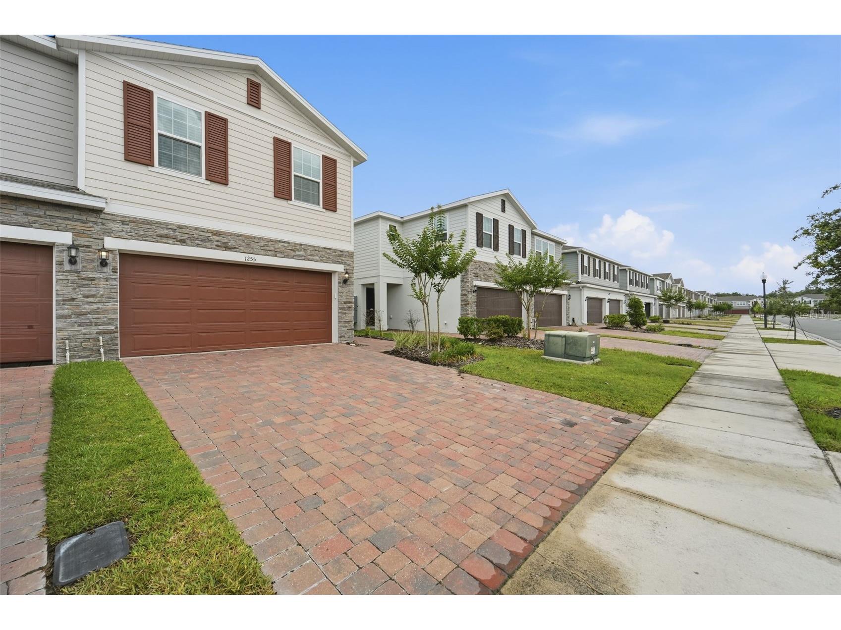1255 Wispy Cypress Drive Kissimmee FL 34746 V4948931 image3
