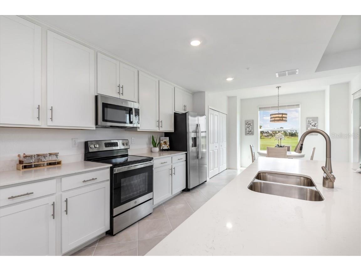 12550 Galapagos Court #104 Venice FL 34293 D6142749 image8