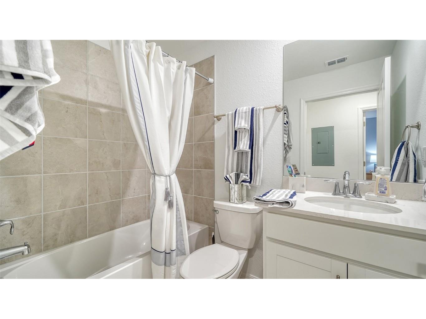 12550 Galapagos Court #106 Venice FL 34293 A4622432 image32