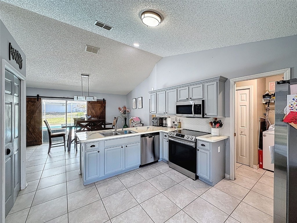 12552 Corrine Avenue Spring Hill FL 34609 W7879586 image34