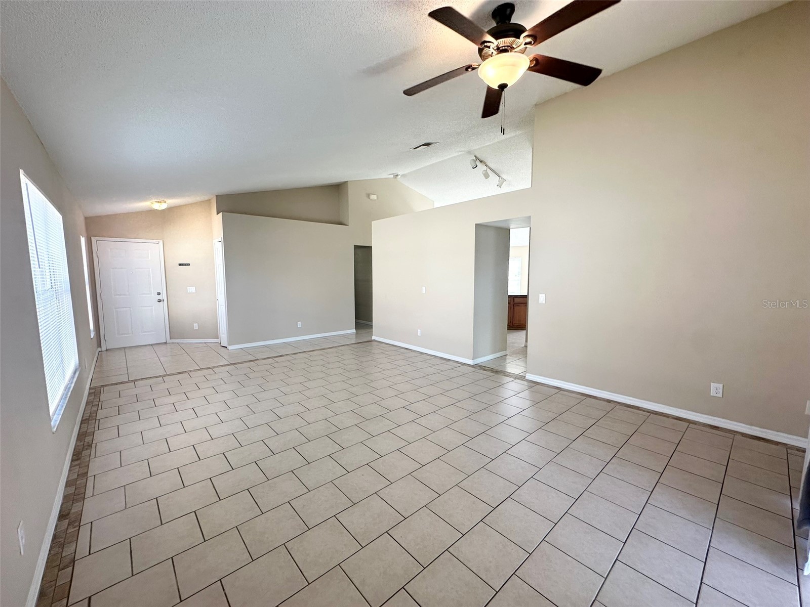 12553 Beacontree Way Orlando FL 32837 O6372271 image18