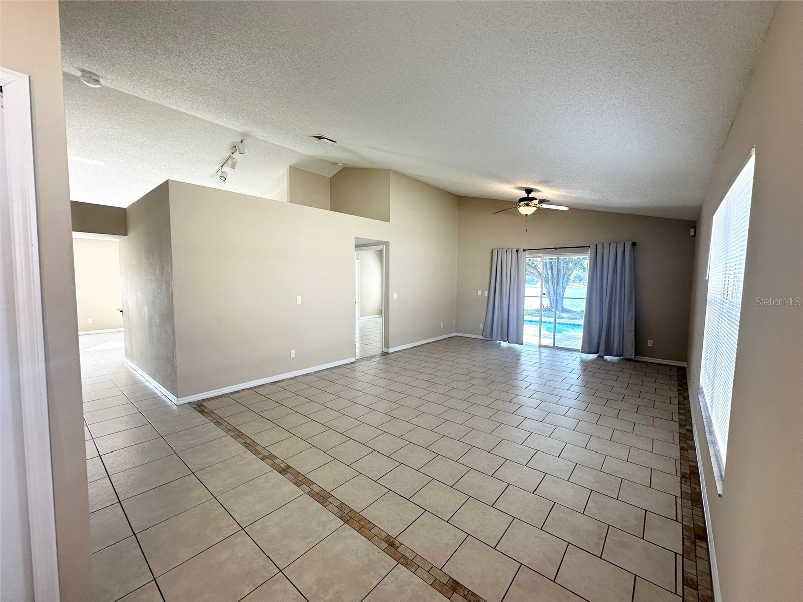 12553 Beacontree Way Orlando FL 32837 O6372271 image20