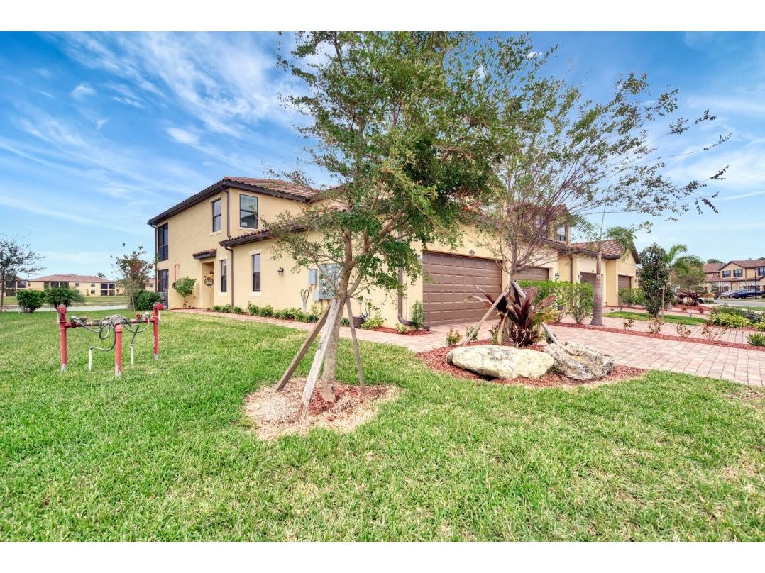 12555 Ghiberti Circle #101 Venice FL 34293 O6086063 image1