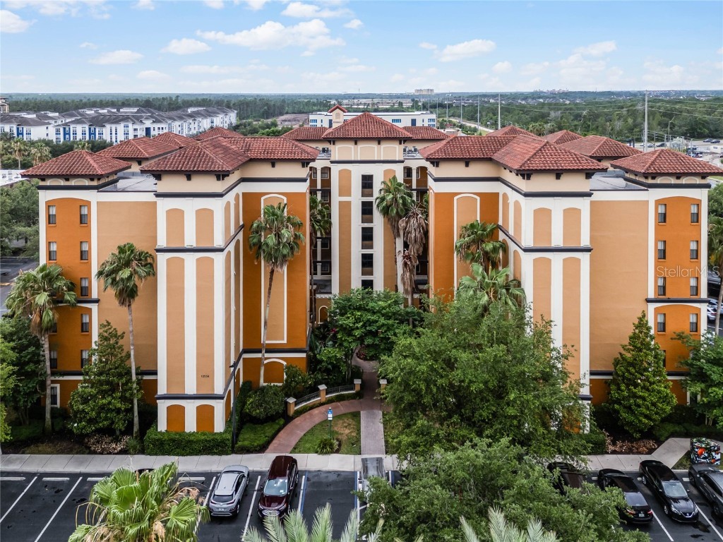 12556 Floridays Resort Drive #304-A Orlando FL 32821 S5105047 image1