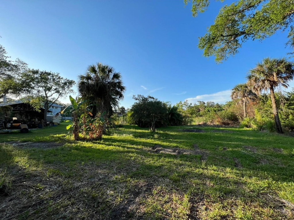 1256 Bayshore Drive Terra Ceia FL 34250 A4527877 image1