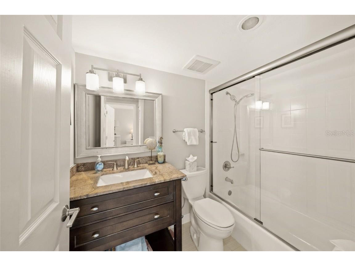 1256 Riegels Landing Drive Sarasota FL 34242 A4646919 image12