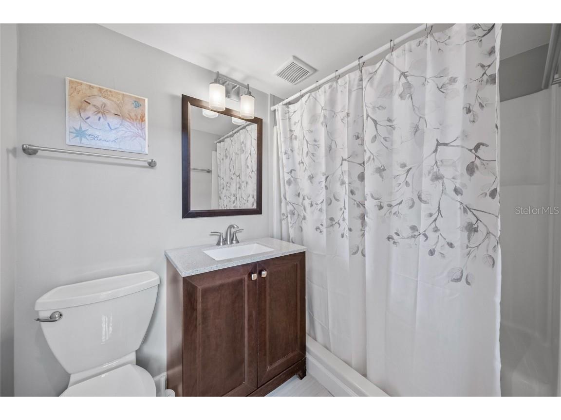 1256 Riegels Landing Drive Sarasota FL 34242 A4646919 image24