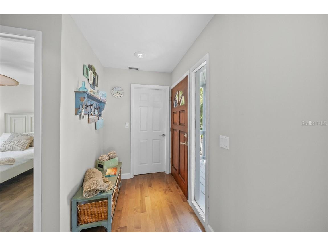 1256 Riegels Landing Drive Sarasota FL 34242 A4646919 image3