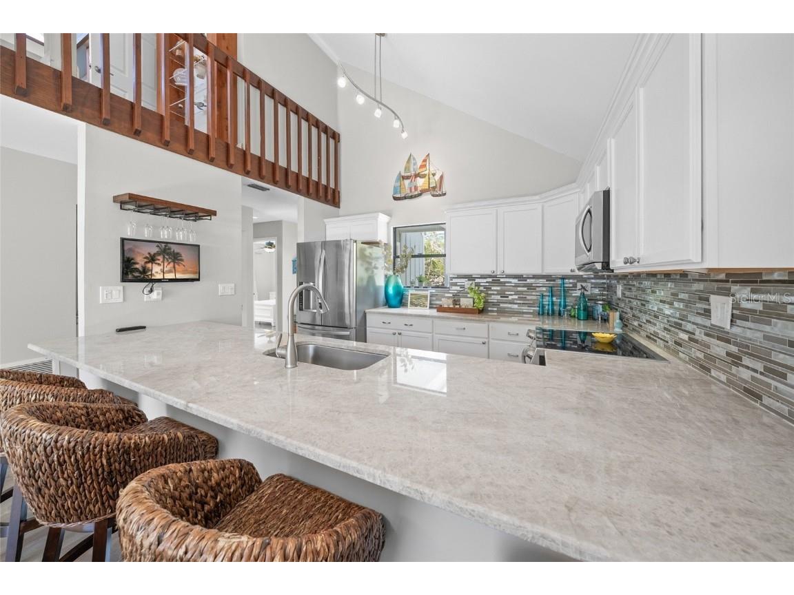 1256 Riegels Landing Drive Sarasota FL 34242 A4646919 image6