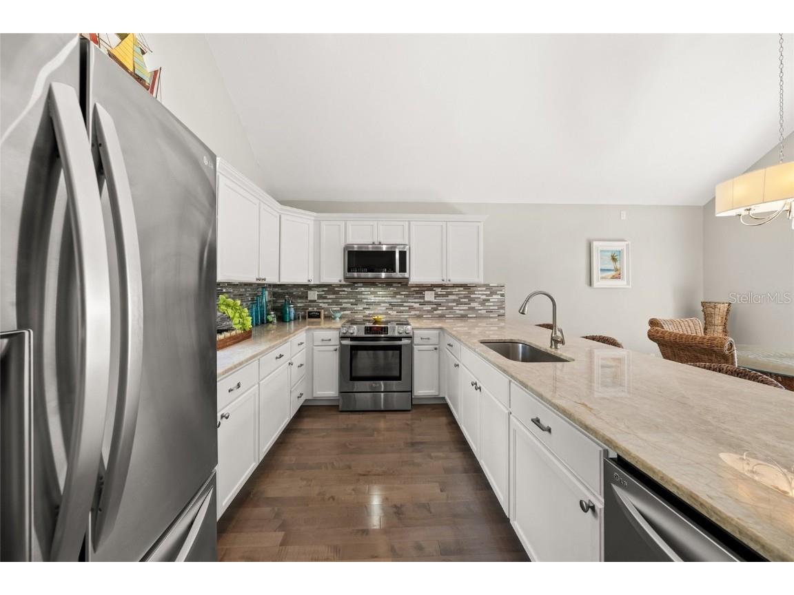 1256 Riegels Landing Drive Sarasota FL 34242 A4646919 image7