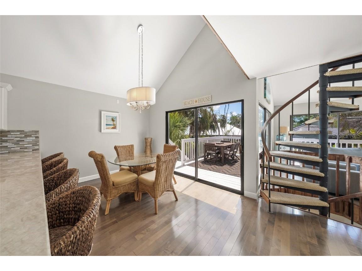 1256 Riegels Landing Drive Sarasota FL 34242 A4646919 image8