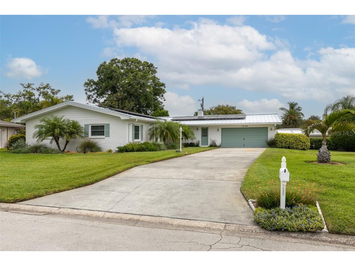1256 Taylor Avenue Dunedin FL 34698 - LAKE SAUNDRA U8202539 image1
