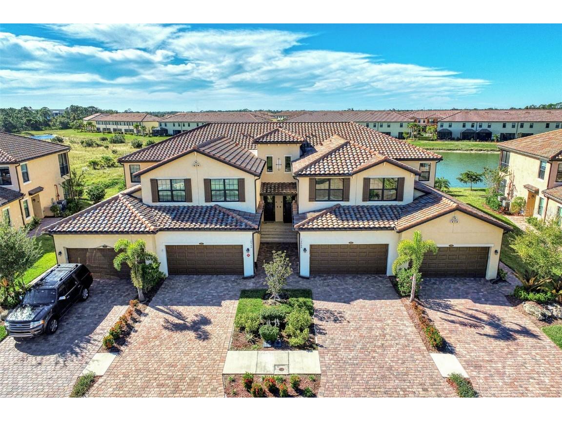 12560 Ghiberti Circle #202 Venice FL 34293 N6129669 image1