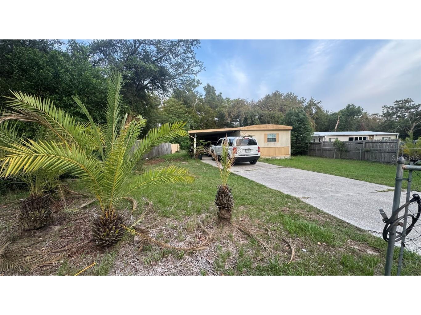 12565 SE 143rd Court Ocklawaha FL 32179 OM702110 image1