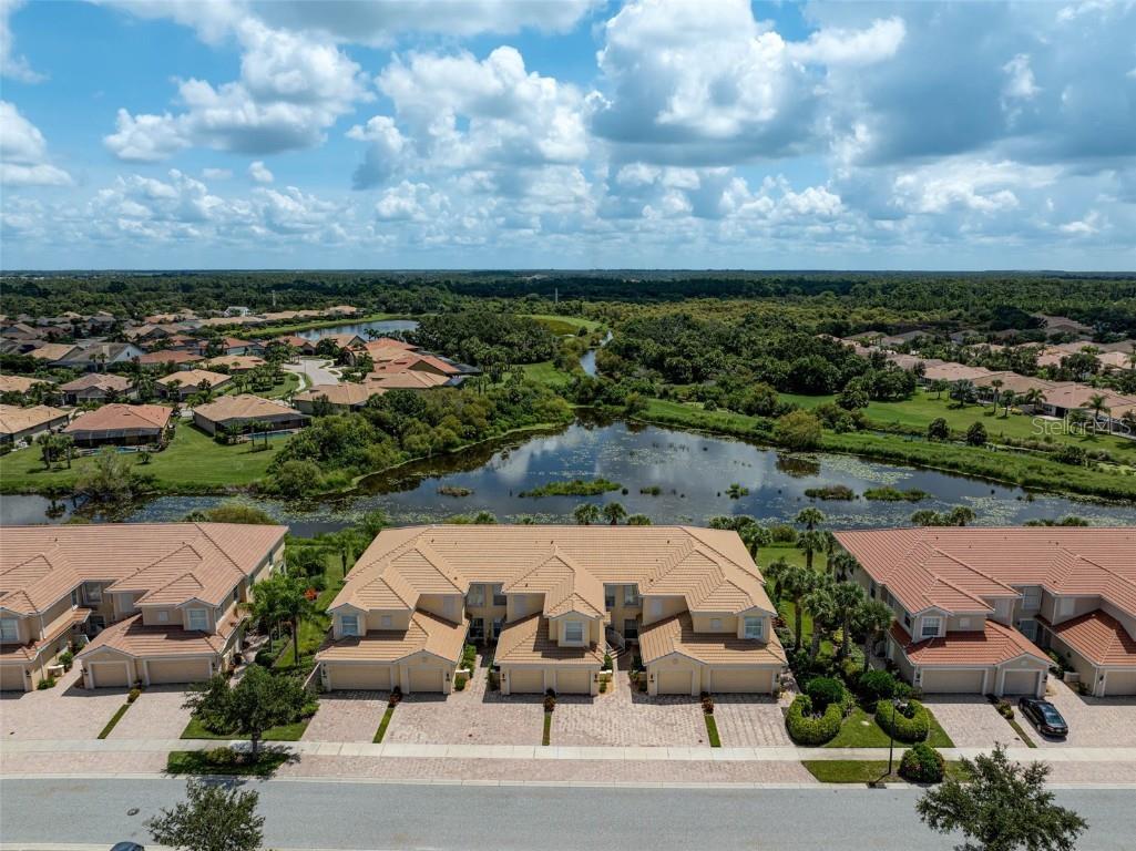 1257 Burgos Drive #302 Sarasota FL 34238 - SOUTH CREEK A4661585 image2