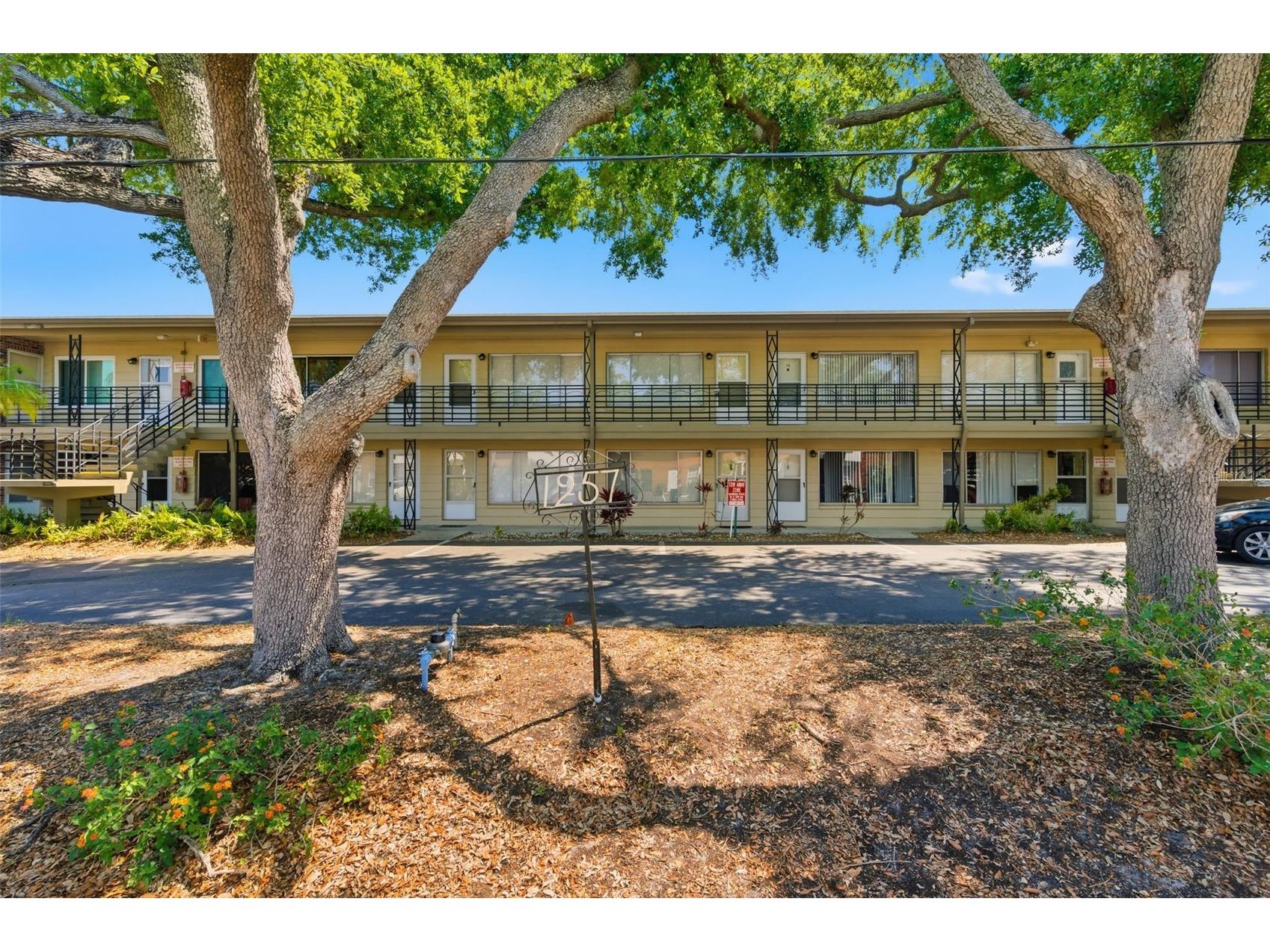 1257 Drew Street #14 Clearwater FL 33755 TB8491536 image1