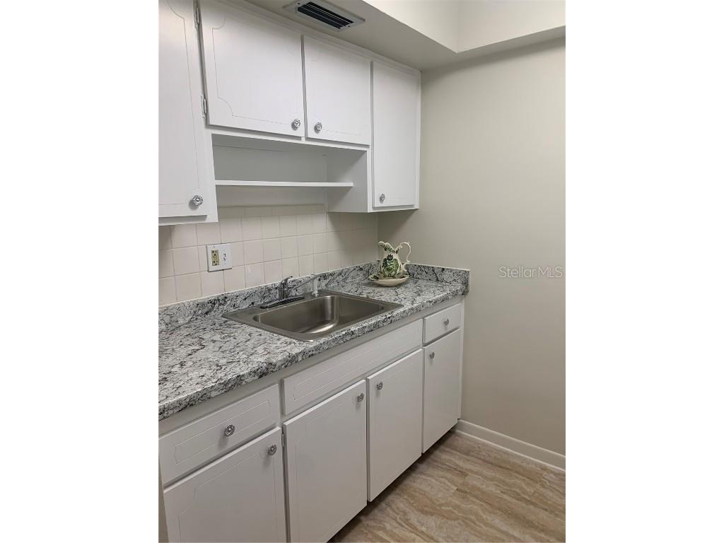 1257 Drew Street #15 Clearwater FL 33755 TB8380413 image15