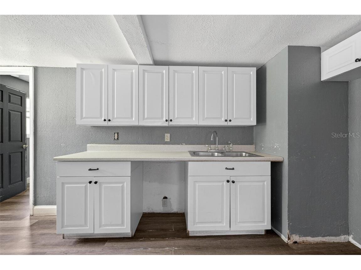 1257 N Pine Hills Road Orlando FL 32808 O6333328 image21