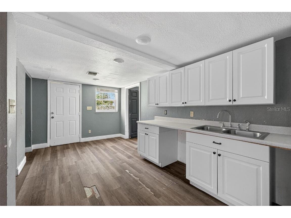 1257 N Pine Hills Road Orlando FL 32808 O6333328 image6