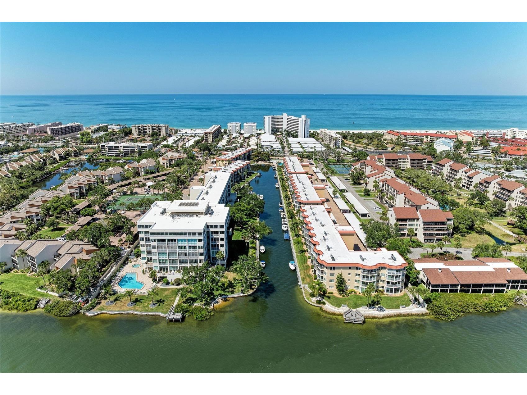 1257 S Portofino Drive #104 Sarasota FL 34242 A4692335 image1