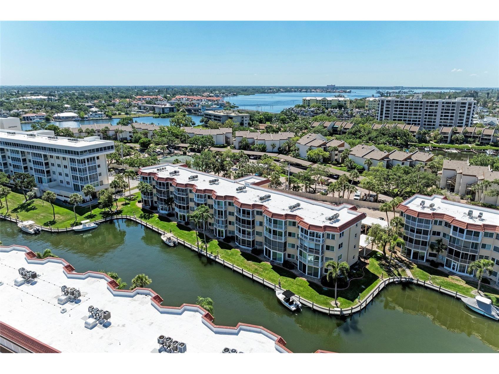 1257 S Portofino Drive #104 Sarasota FL 34242 A4692335 image44