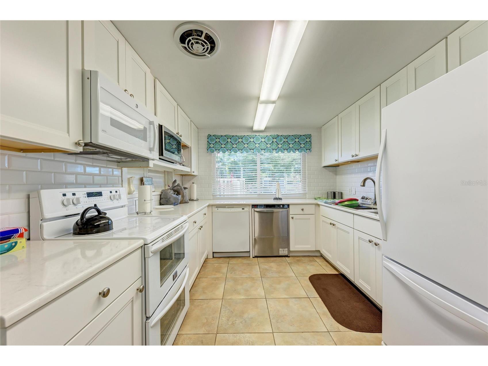 1257 S Portofino Drive #104 Sarasota FL 34242 A4692335 image58