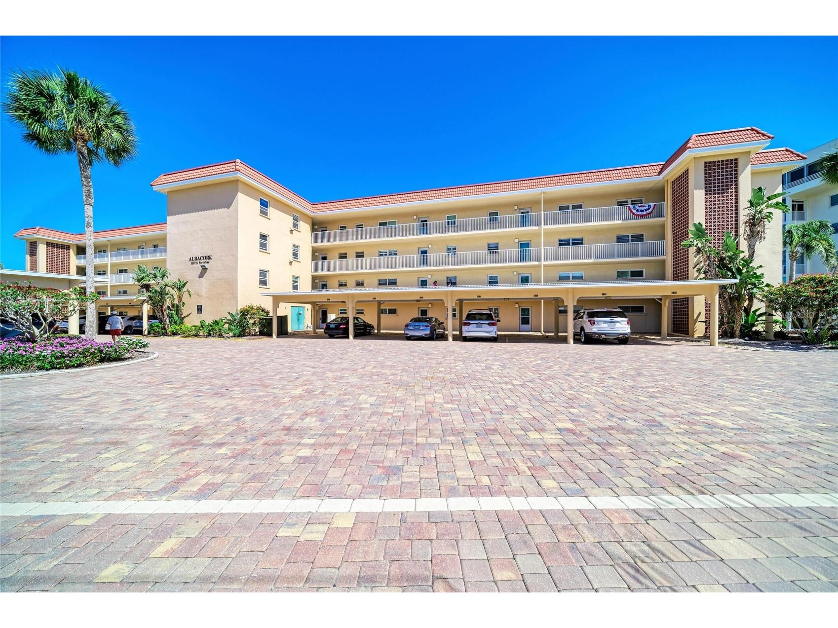 1257 S Portofino Drive #104 Sarasota FL 34242 A4692335 image8