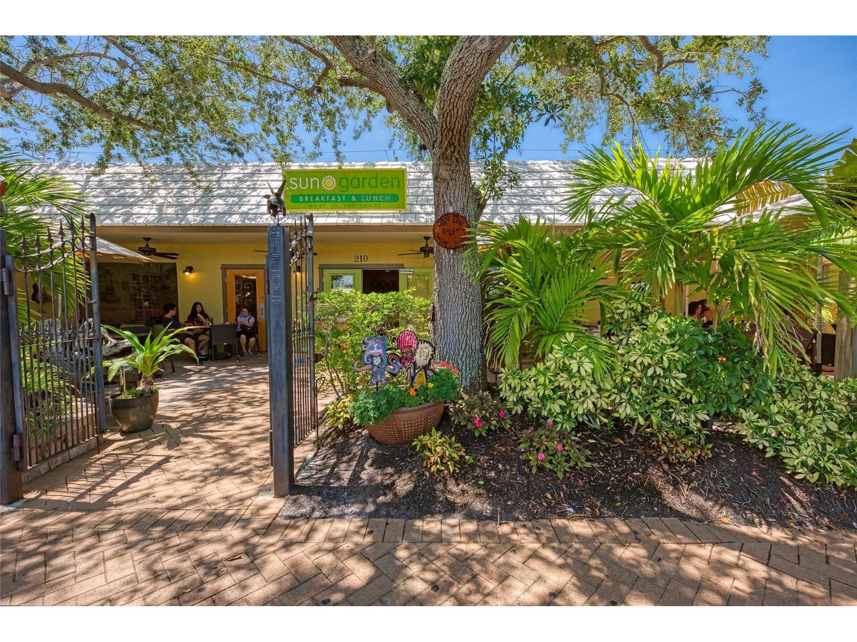 1257 S Portofino Drive #104 Sarasota FL 34242 A4692335 image90