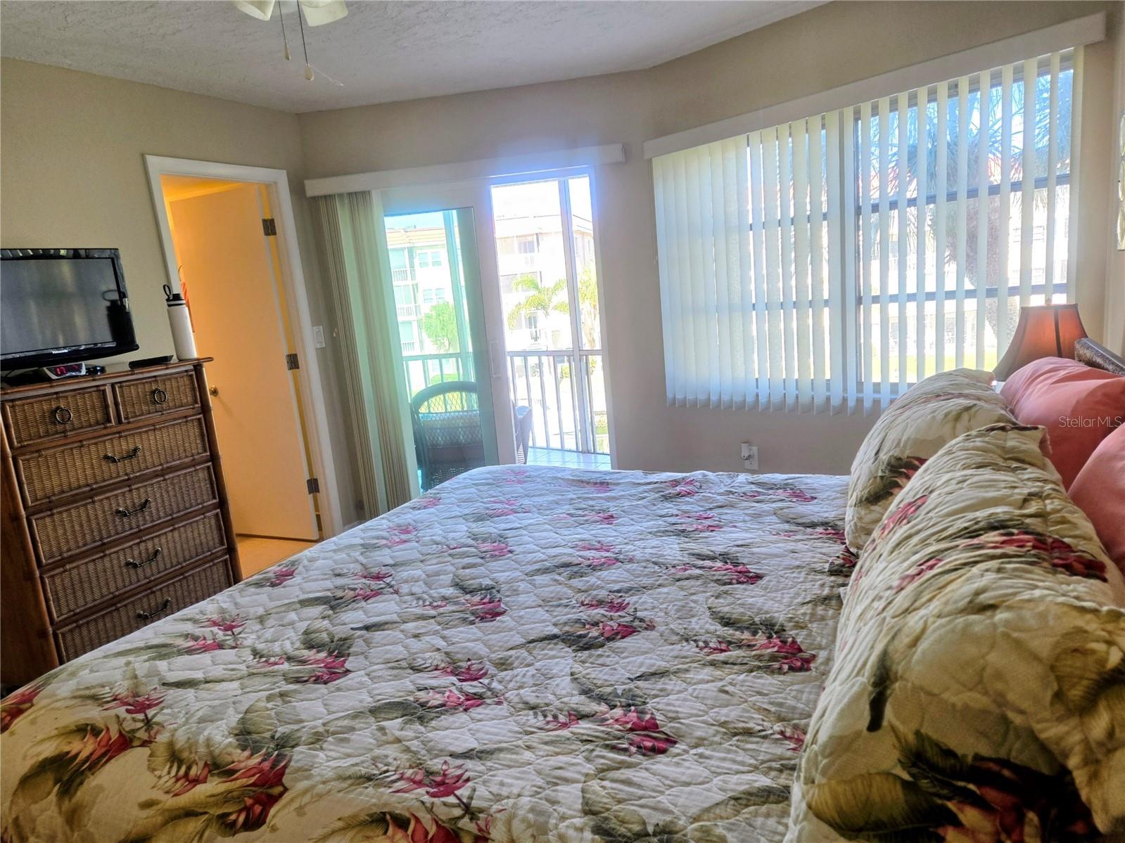 1257 S Portofino Drive #307 Sarasota FL 34242 A4679704 image26